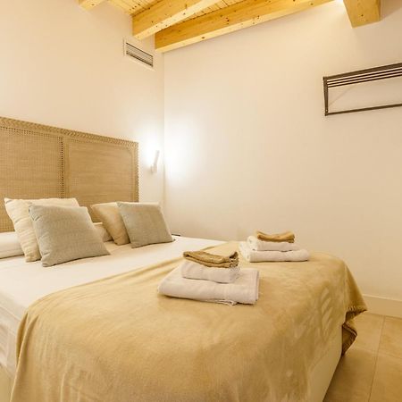 Caterina Victoria Apartment Malaga Luaran gambar