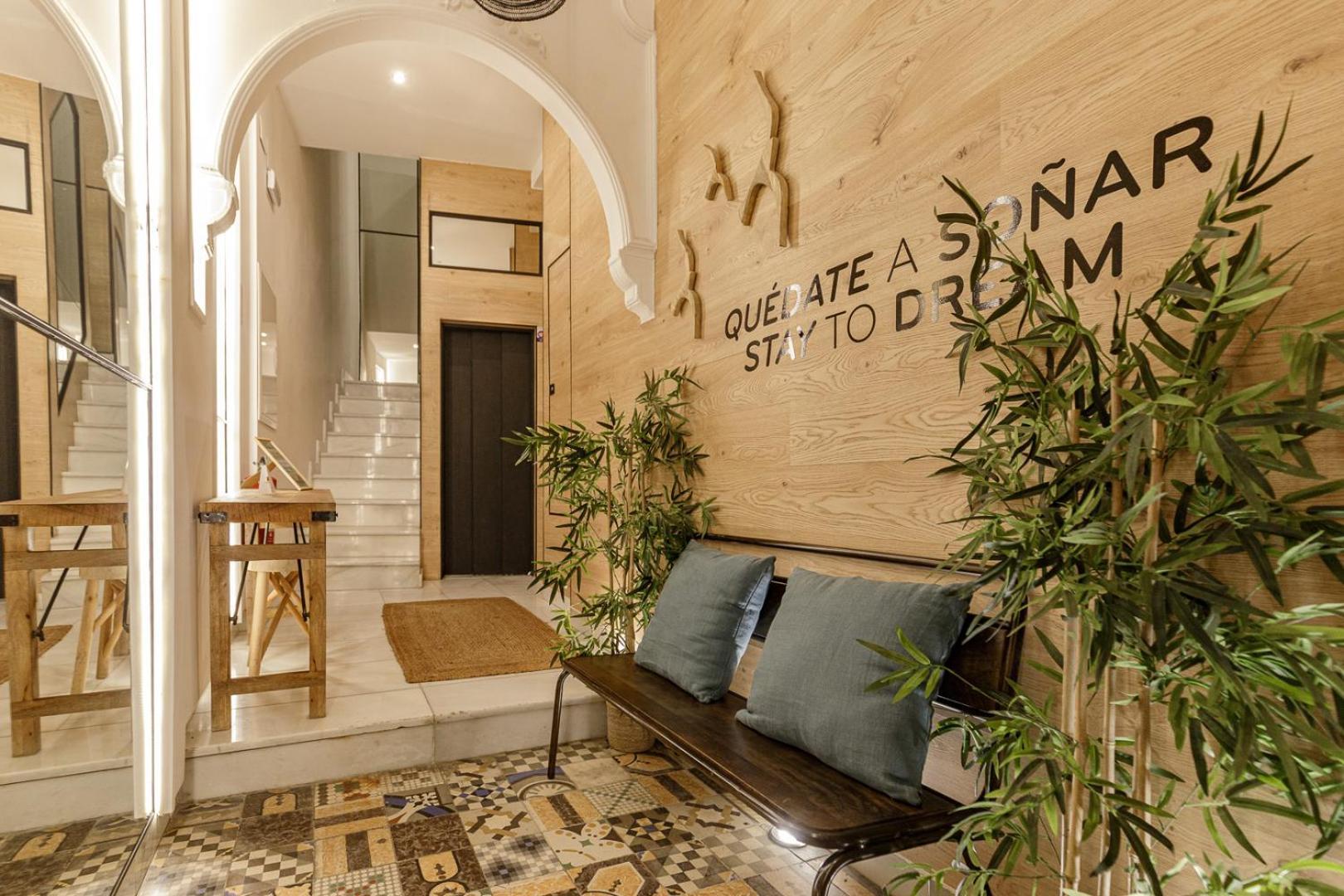 Caterina Victoria Apartment Malaga Luaran gambar