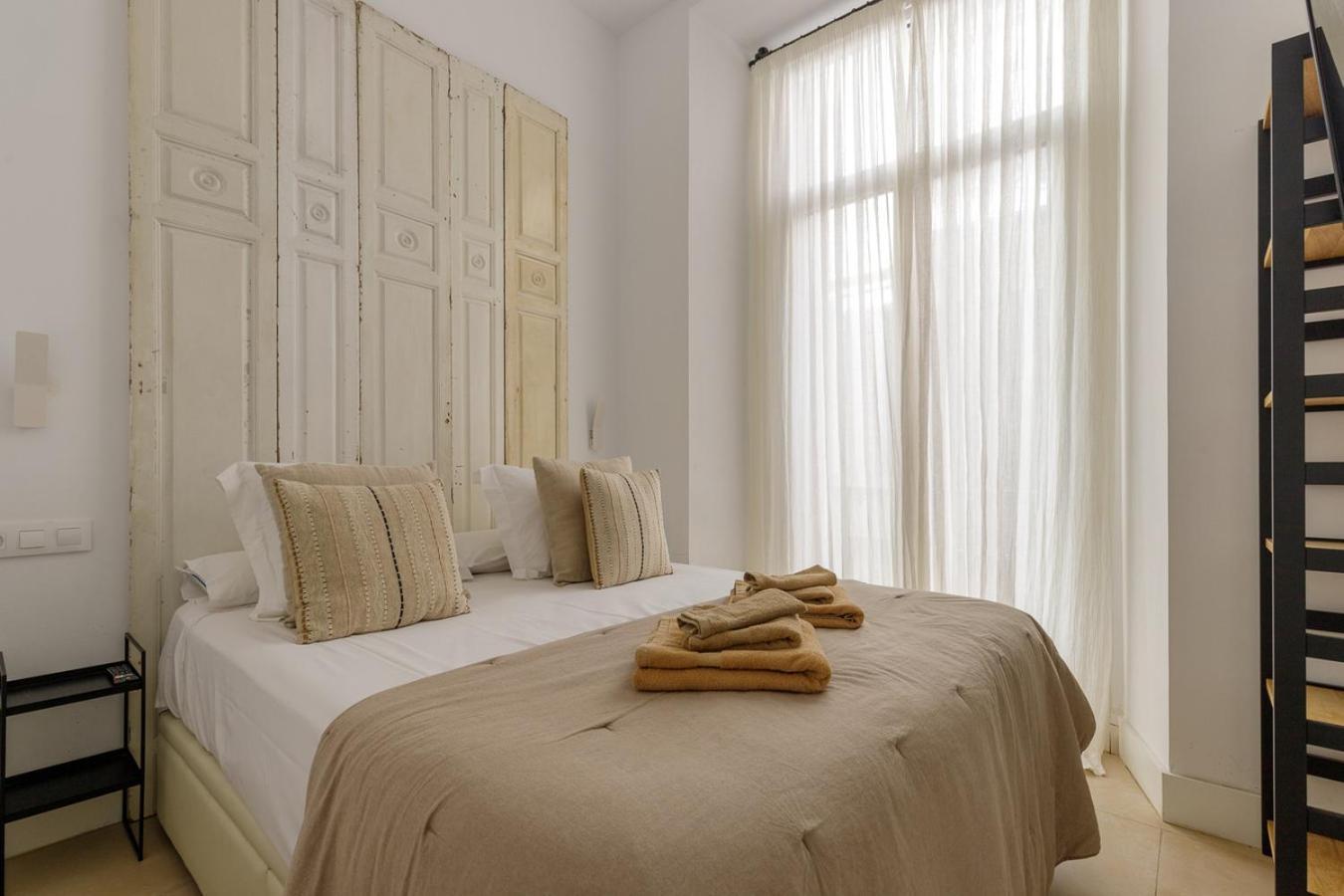 Caterina Victoria Apartment Malaga Luaran gambar
